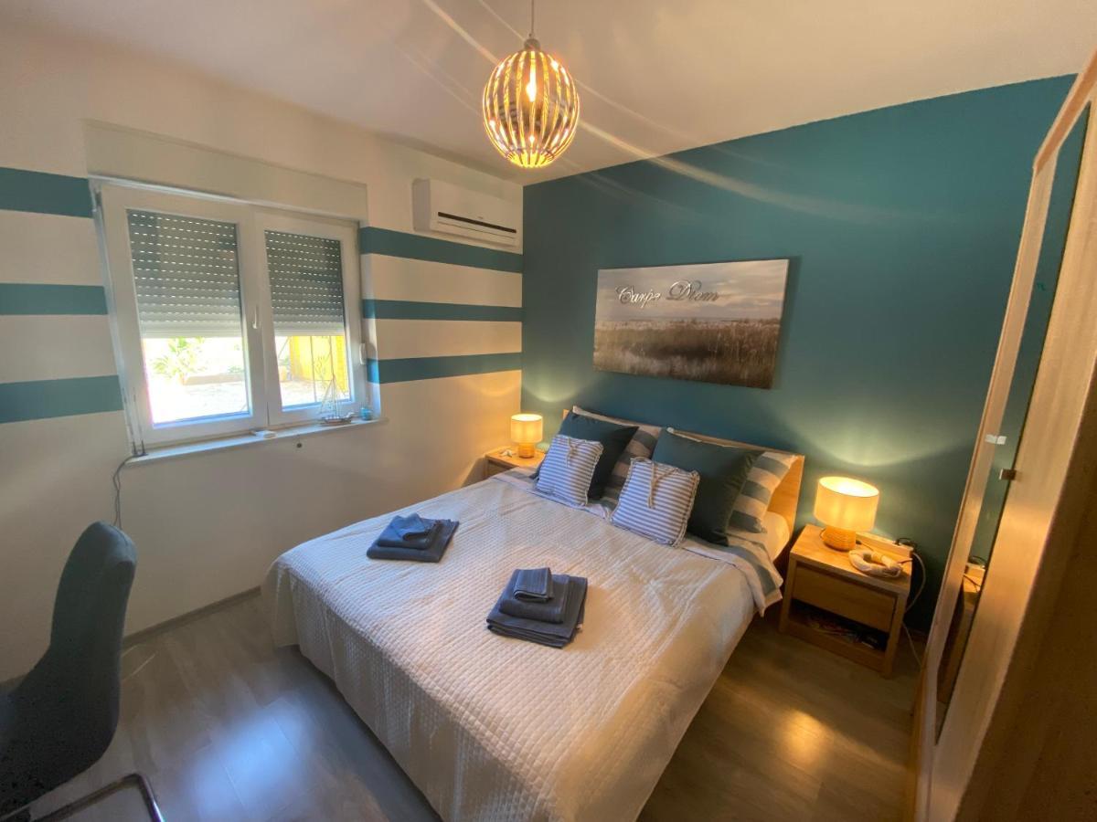 Spacious Apartment Close To The Sea In Kastel Luksic Kaštela المظهر الخارجي الصورة