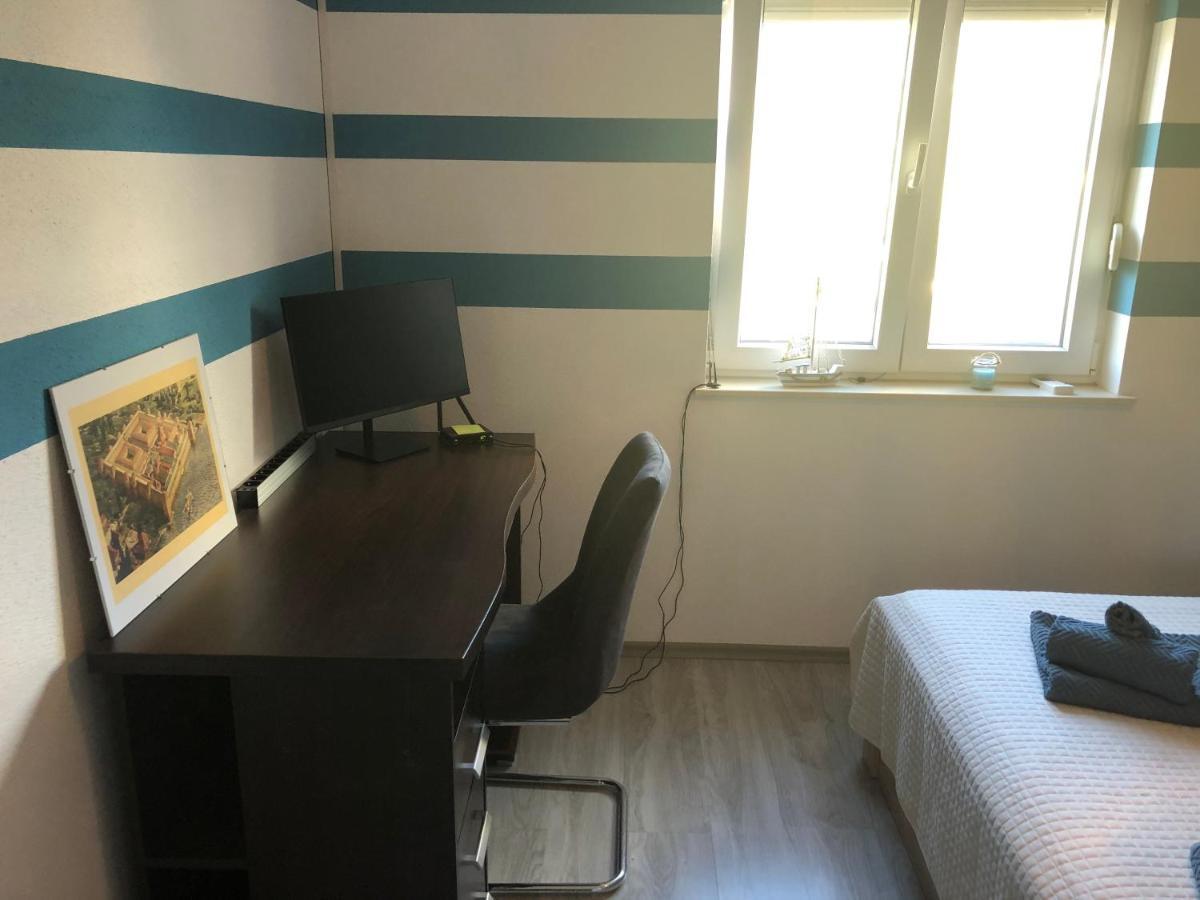 Spacious Apartment Close To The Sea In Kastel Luksic Kaštela المظهر الخارجي الصورة