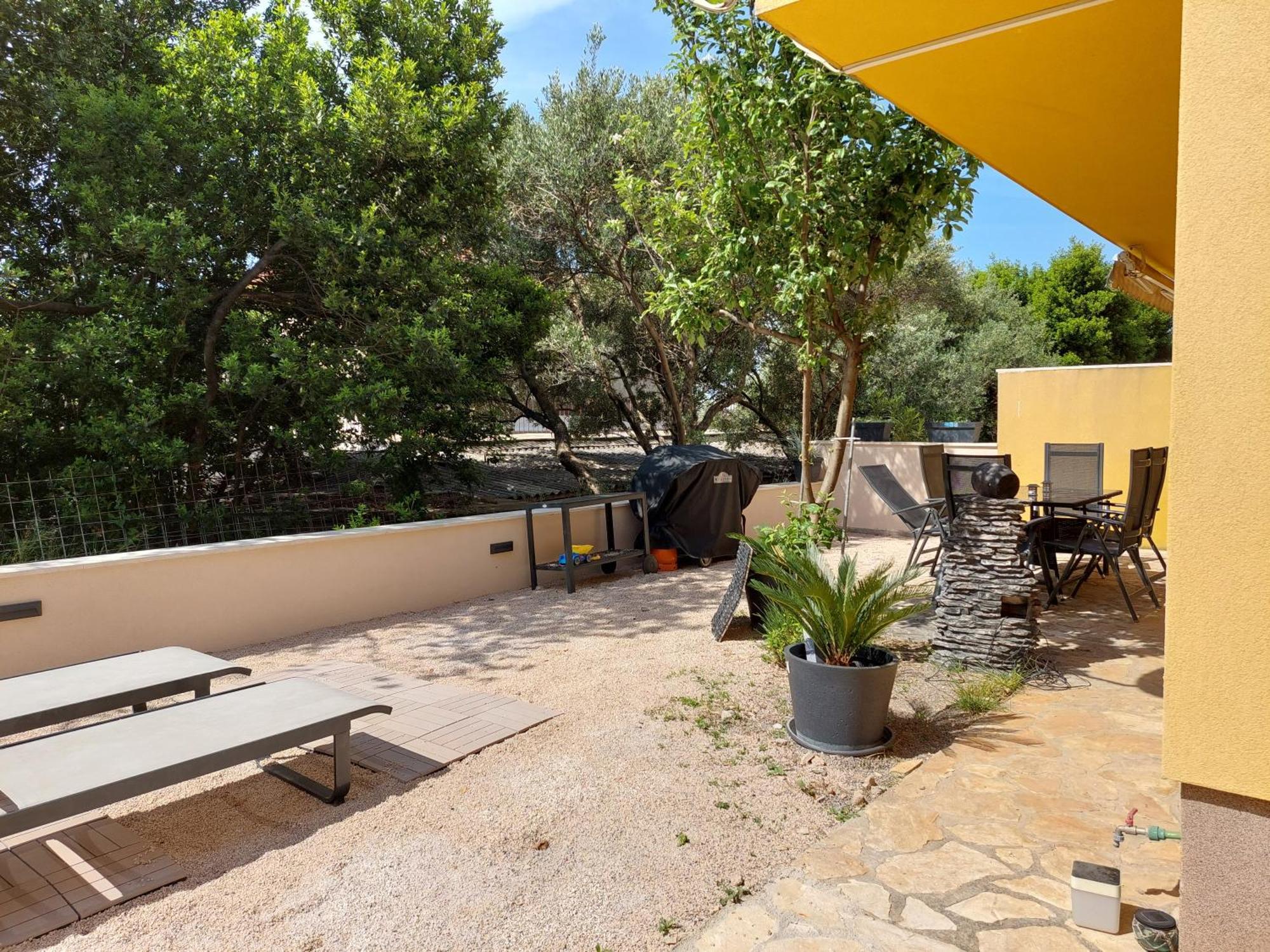 Spacious Apartment Close To The Sea In Kastel Luksic Kaštela المظهر الخارجي الصورة